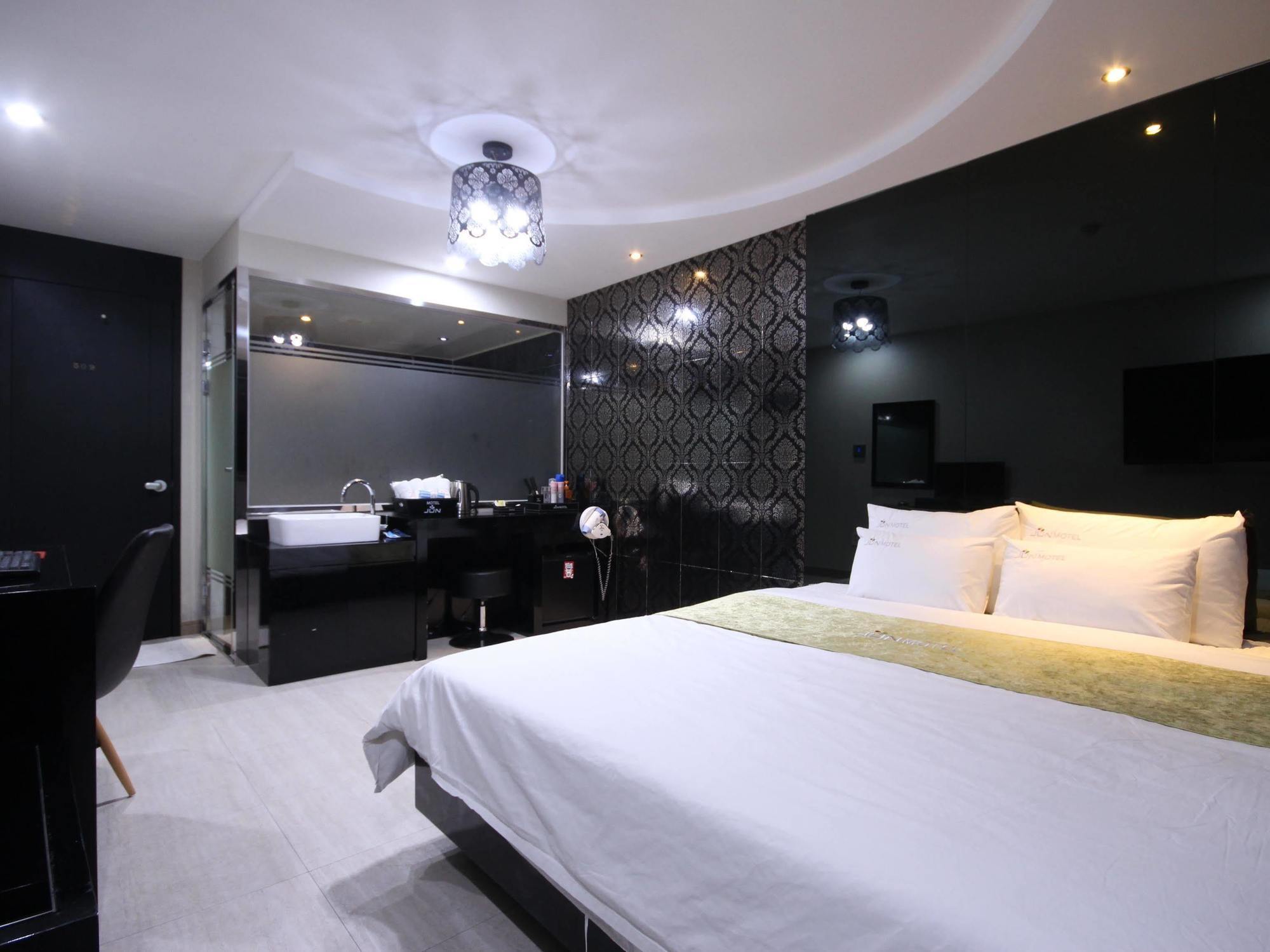 Hotel June Haeundae Busan Ngoại thất bức ảnh